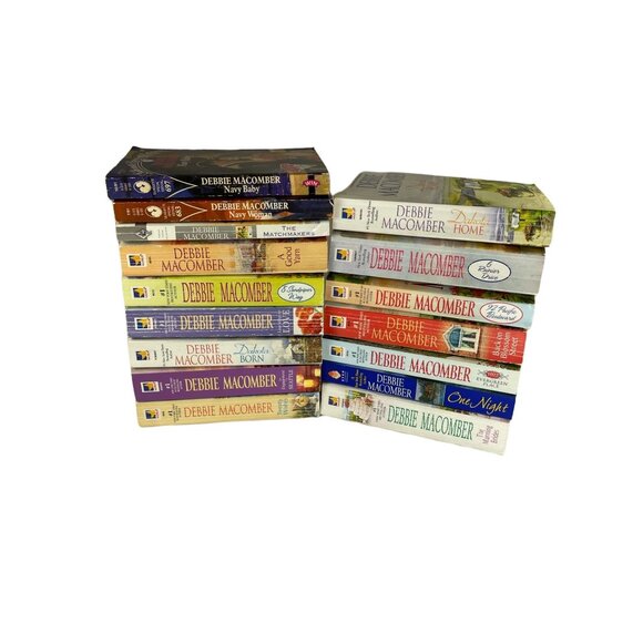 Debbie Macomber Romance Novels Lot 16 Fiction Paperback Books u - Picture 6 of 6